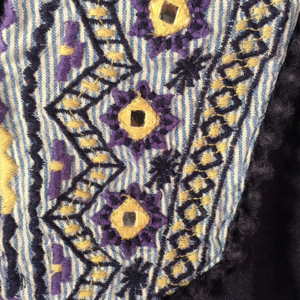 Anthropologie Embroidered Shirt - Picture 2 of 8